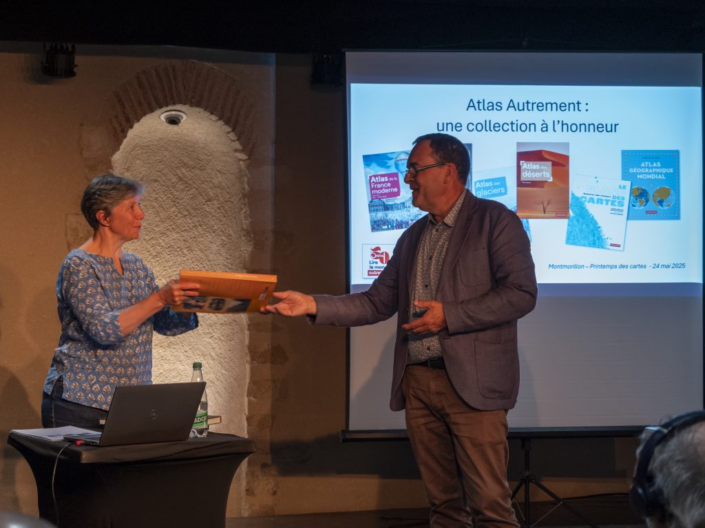 Invité d’Honneur - Les Atlas Autrement Anne LACAMBRE, Editions Autrement © image Stéphane RIBRAULT - MJC Claude Nougaro